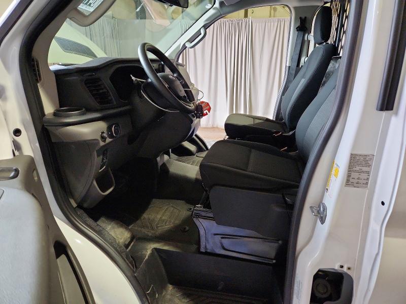 2025 Ford Transit VIN 1FTBR1Y87SKA87238 COPART salvage auction — REAR END, Wa - Vehicle Cert Of Ownership-Titl, sold $15,900 on 2026-10-02 (photo 7)