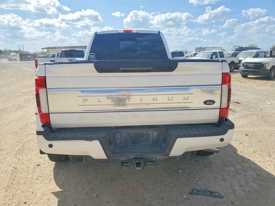 2019 Ford F450 VIN 1FT8W4DT0KED25427 COPART salvage auction — STRIPPED, Tx - Certificate Of Title (P), sold $22,300 on 2026-08-26 (photo 6)