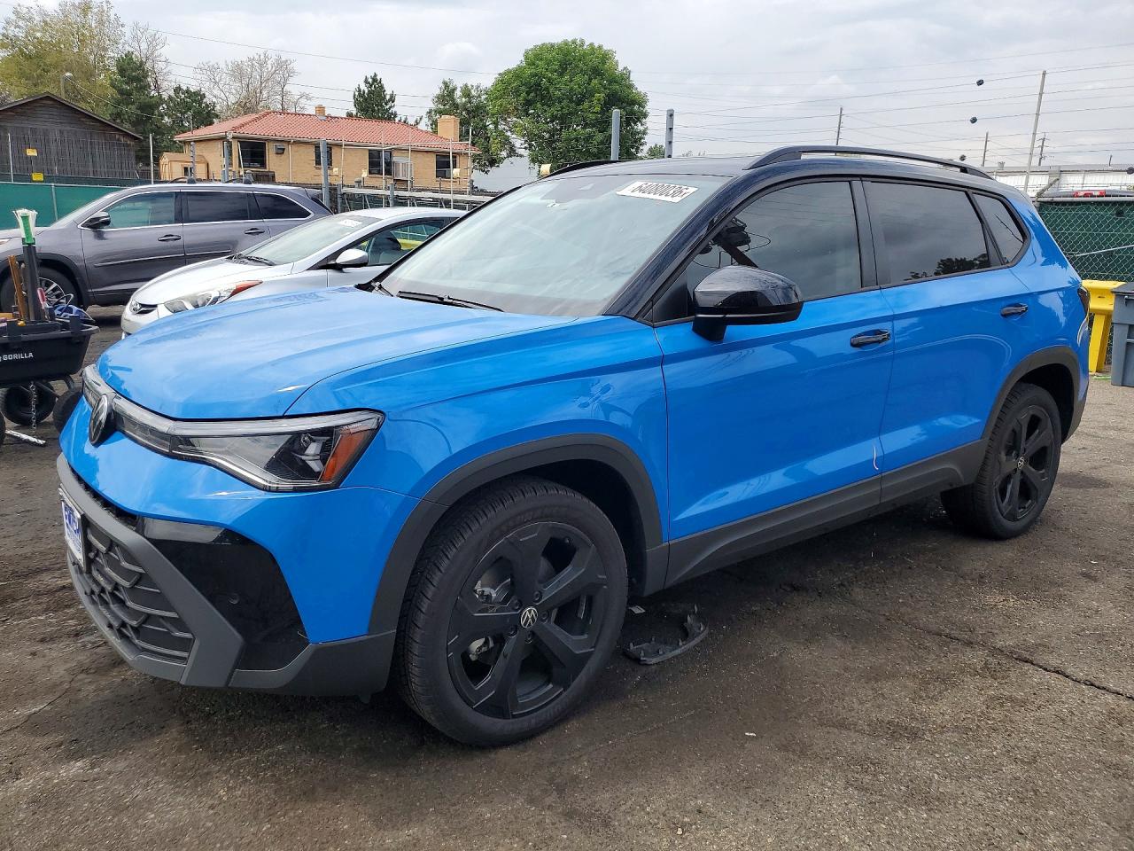 2025 Volkswagen Taos VIN 3VV2C7B28SM041307 — COPART salvage auction photo