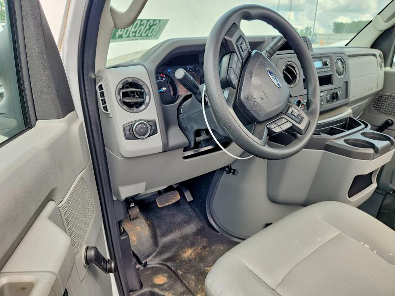 2024 Ford Econoline e350 VIN 1FDWE3FN1RDD42364 COPART salvage auction — MINOR DENT/SCRATCHES, TN - CERTIFICATE OF TITLE, sold $14,200 on 2026-08-25 (photo 8)