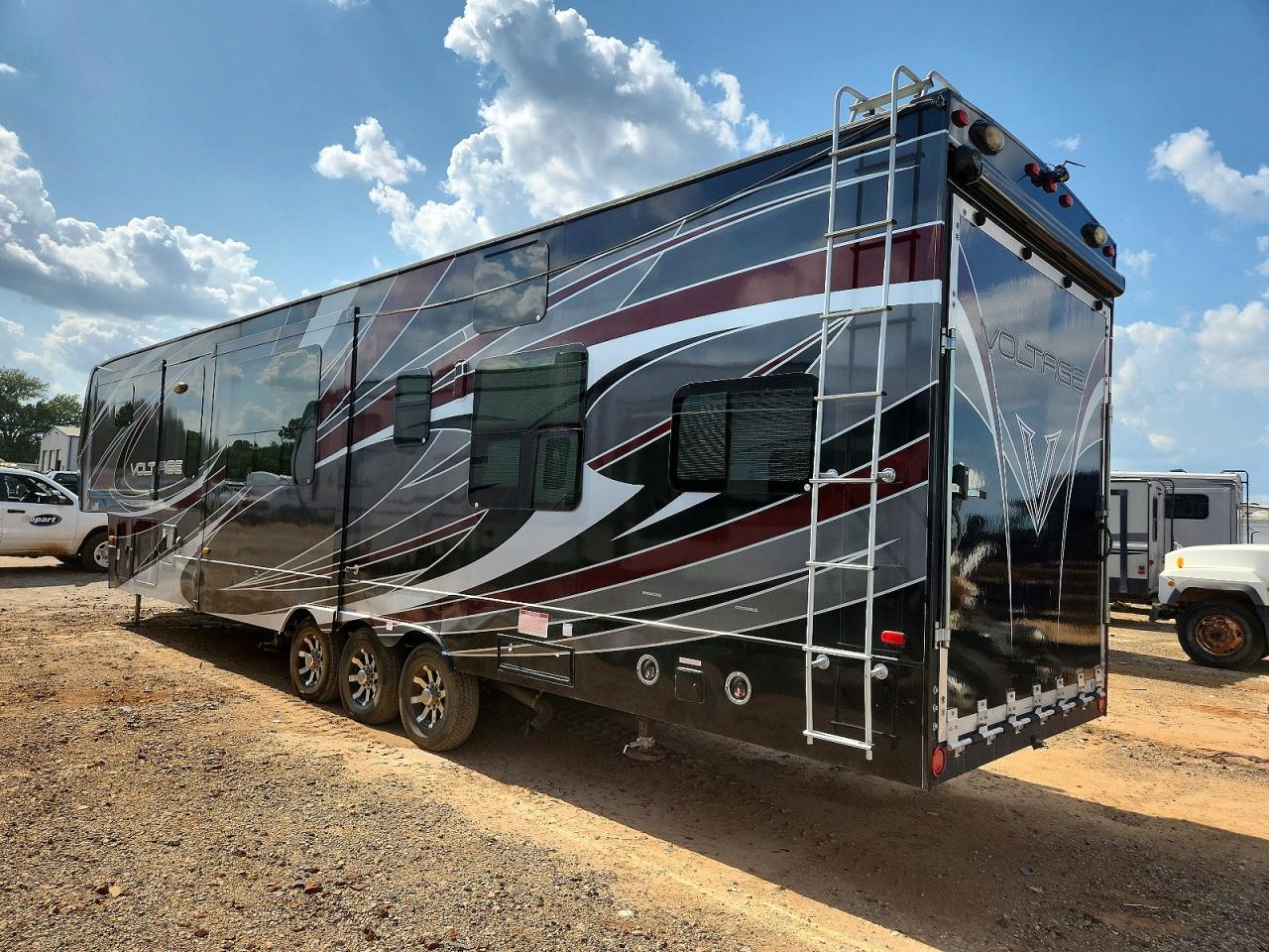 2013 VIN 47CFVTV38DC662184 COPART salvage auction — Water/Flood, Fv - Salvage Title, sold $7,900 on 2026-09-24 (photo 3)