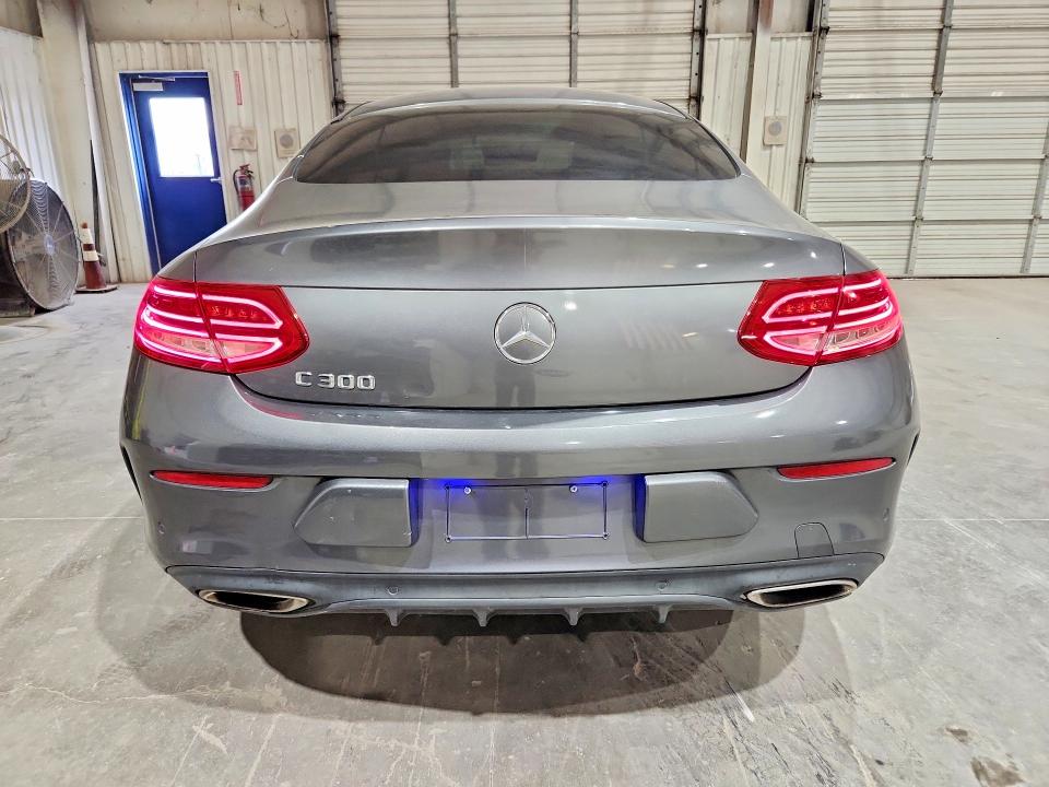 2017 Mercedes-benz C-klasse VIN WDDWJ4JB2HF329957 COPART salvage auction — MINOR DENT/SCRATCHES, Ok - Certificate Of Title (P), sold $8,200 on 2026-08-14 (photo 6)