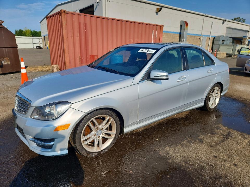 2012 Mercedes-benz C-klasse VIN WDDGF8BB6CR227743 COPART salvage auction — REAR END, Ct - Cert Of Title-Salvage, sold $1,700 on 2026-08-18 (photo 1)