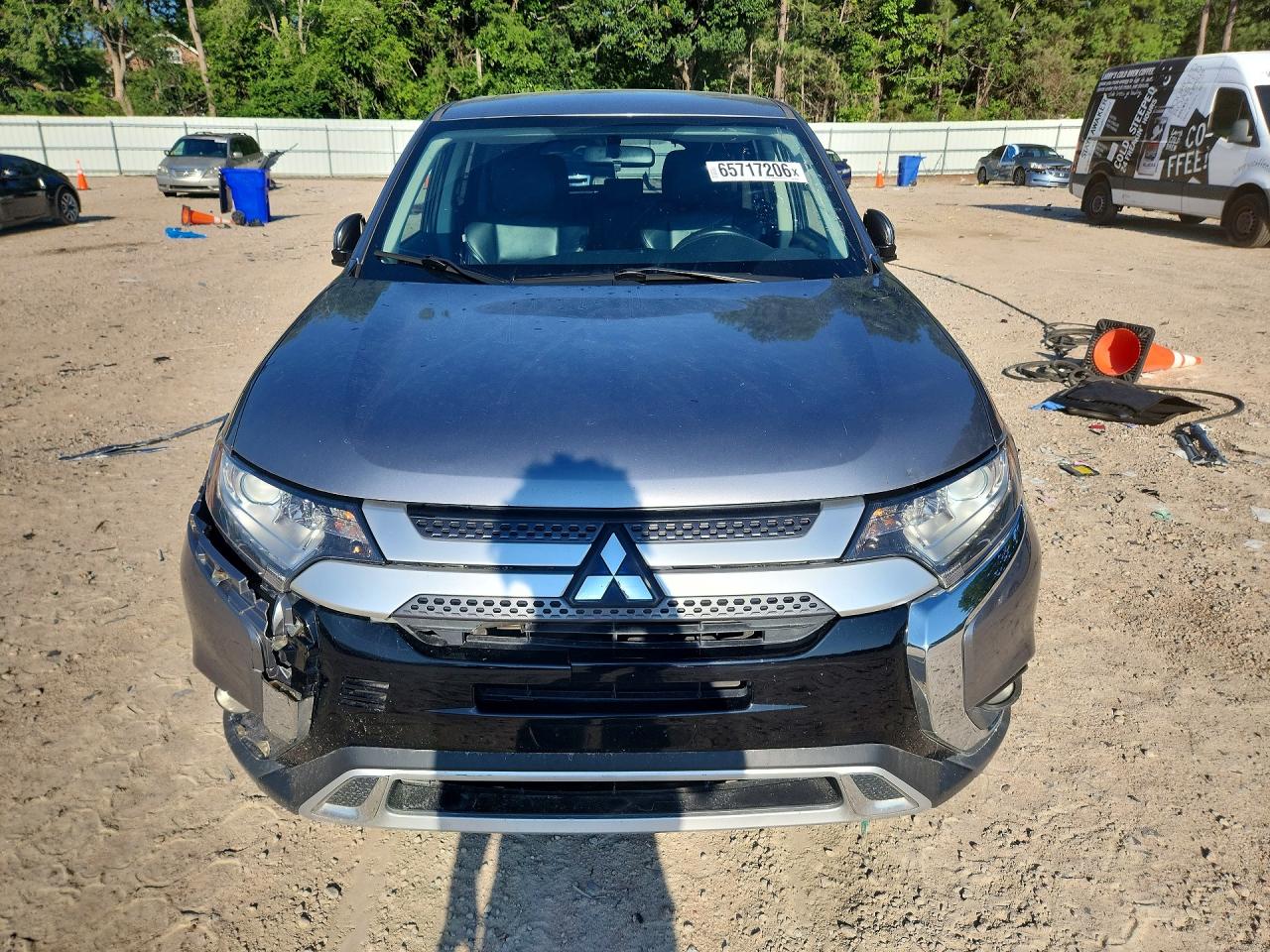 2019 Mitsubishi Outlander VIN JA4AD3A32KZ008628 COPART salvage auction — Front End, VA - DEALER ONLY CLEAN TITLE, sold $3,150 on 2026-09-11 (photo 5)