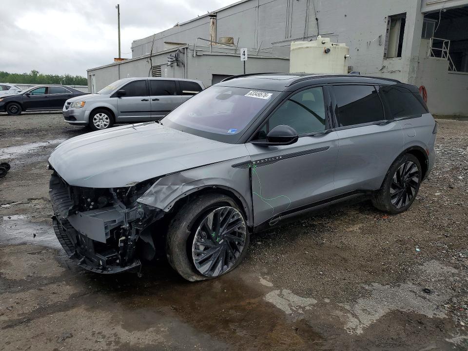 2025 Lincoln Nautilus VIN 5LMPJ8K46SJ885434 — COPART salvage auction photo