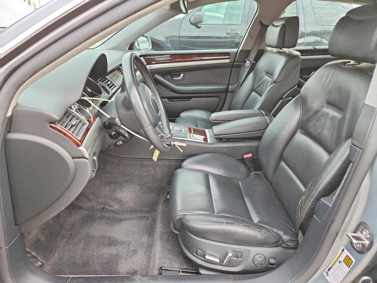 2007 Audi A8 VIN WAUMV44E17N022454 COPART salvage auction — Minor Dent/Scratches, Ct - Clean Title, sold $900 on 2026-09-18 (photo 7)