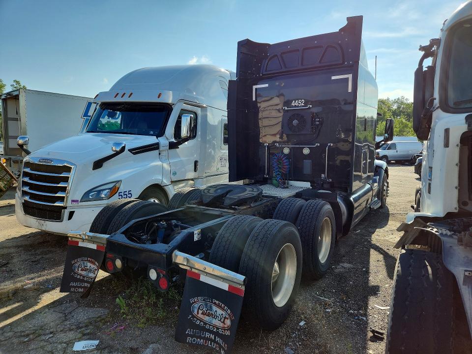 2016 Peterbilt 579 VIN 1XPBD49X9GD358123 COPART salvage auction — FRONT END, MI - CERTIFICATE OF TITLE, sold $14,900 on 2026-08-25 (photo 3)