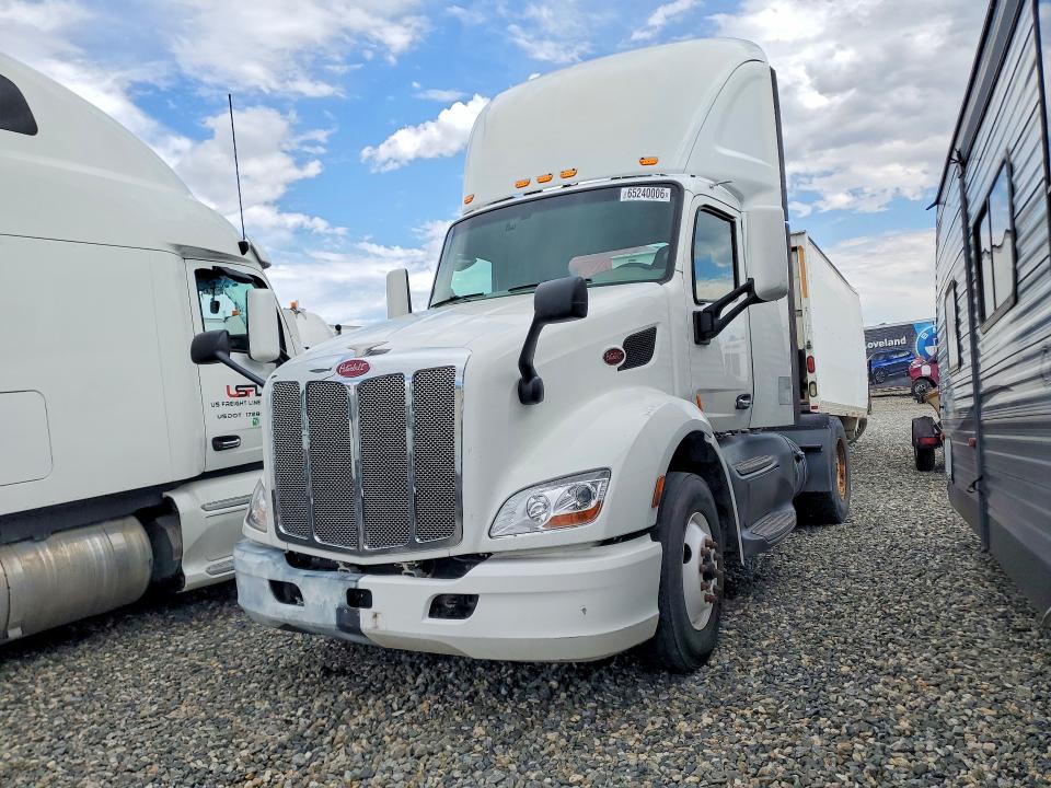 2018 Peterbilt 579 VIN 1XPBA48X8JD478240 — COPART salvage auction photo