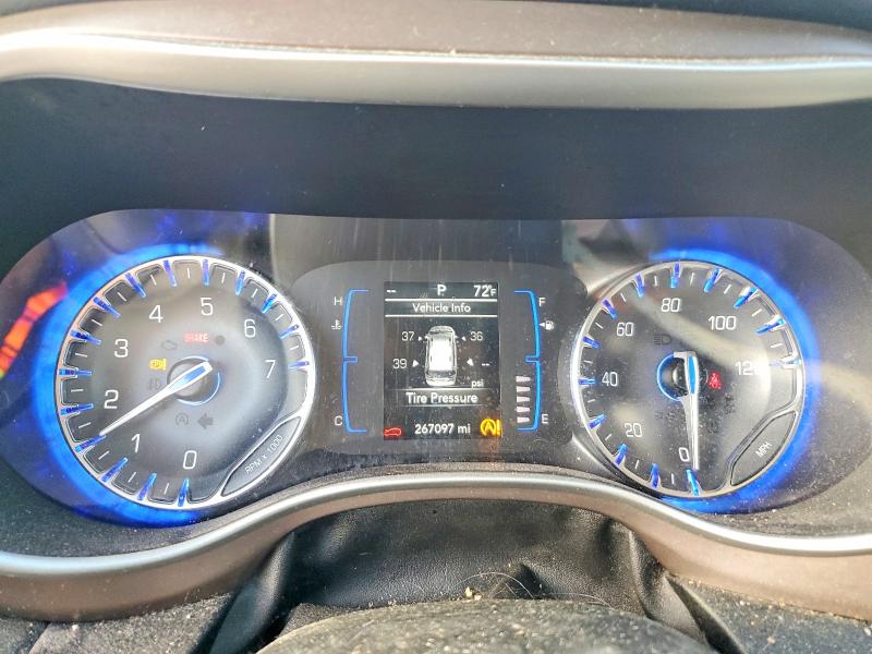 2021 Chrysler Voyager VIN 2C4RC1DG6MR526155 COPART salvage auction — FRONT END, VA - CERTIFICATE OF TITLE, sold $525 on 2026-09-01 (photo 9)