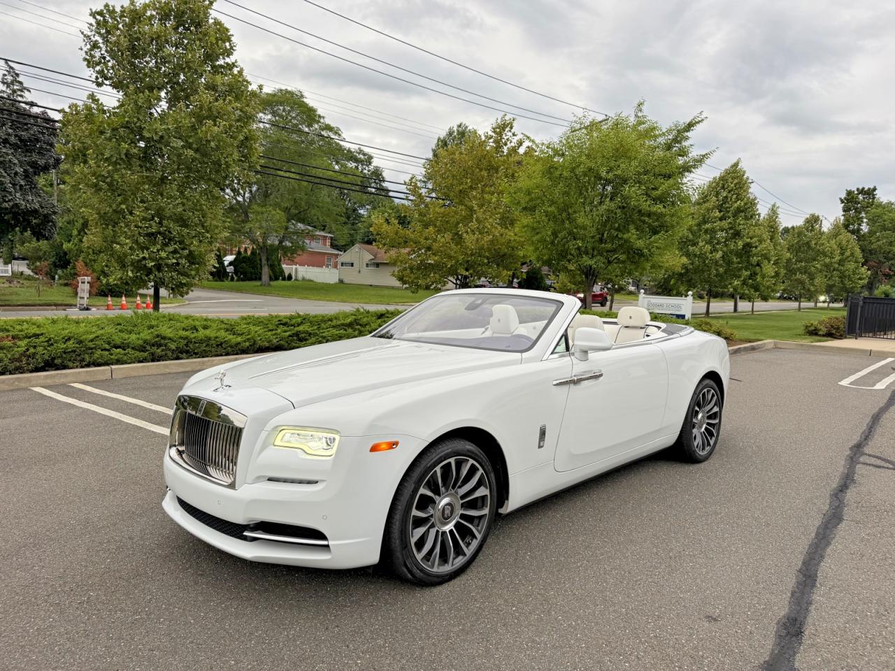 2020 Rolls-Royce Dawn VIN SCAXZ8C08LU202295 — COPART salvage auction photo