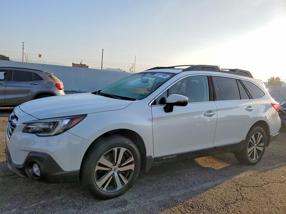 2019 Subaru Outback VIN 4S4BSANC5K3385645 — COPART salvage auction photo