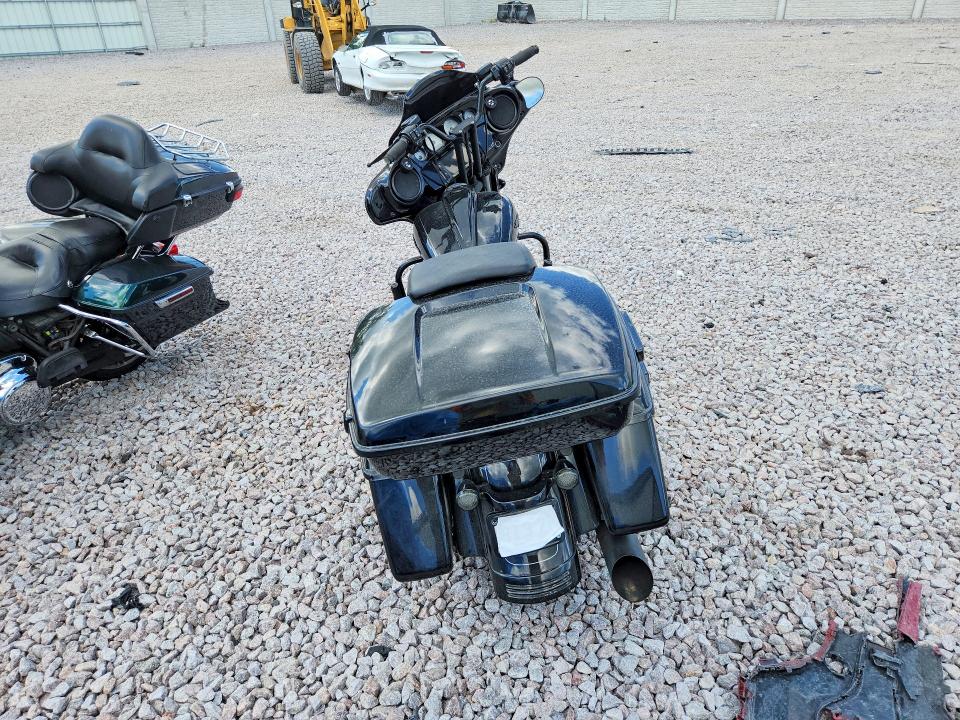 2015 Harley-davidson Fl VIN 1HD1KRM16FB684585 COPART salvage auction — ROLLOVER, Wi - Certificate Of Title, sold $4,150 on 2026-09-04 (photo 4)