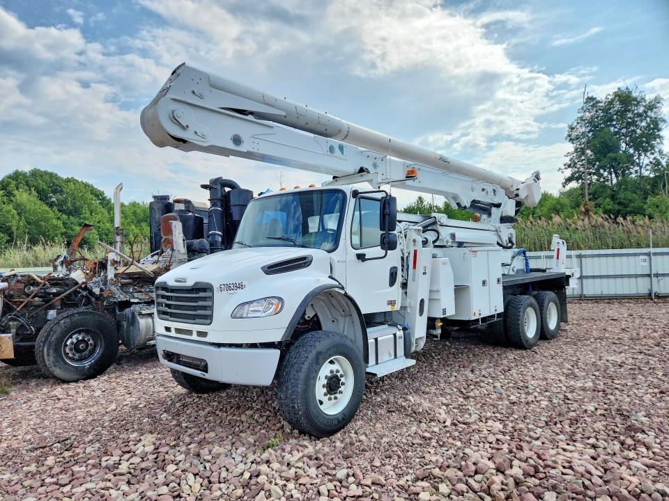 2025 Freightliner M2 106 VIN 3ALKCYFE1SDVJ8327 — COPART salvage auction photo