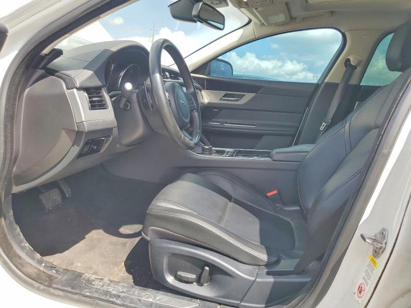 2018 Jaguar Xf VIN SAJBR4FX7JCY70596 COPART salvage auction — MECHANICAL, Salvage Title, sold $1,550 on 2026-08-27 (photo 7)