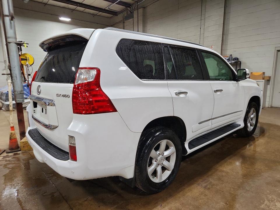 2013 Lexus Gx 460 VIN JTJBM7FX2D5061818 COPART salvage auction — MINOR DENT/SCRATCHES, CT - CERTIFICATE OF TITLE (P), sold $9,100 on 2026-08-25 (photo 3)