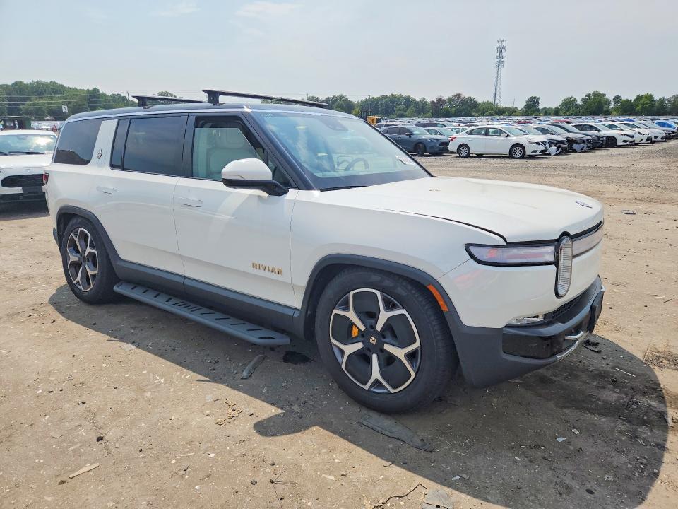 2023 Rivian R1s VIN 7PDSGABA2PN014357 COPART salvage auction — FRONT END, Va - Cert Of Title - Salvage, sold $17,700 on 2026-08-26 (photo 4)