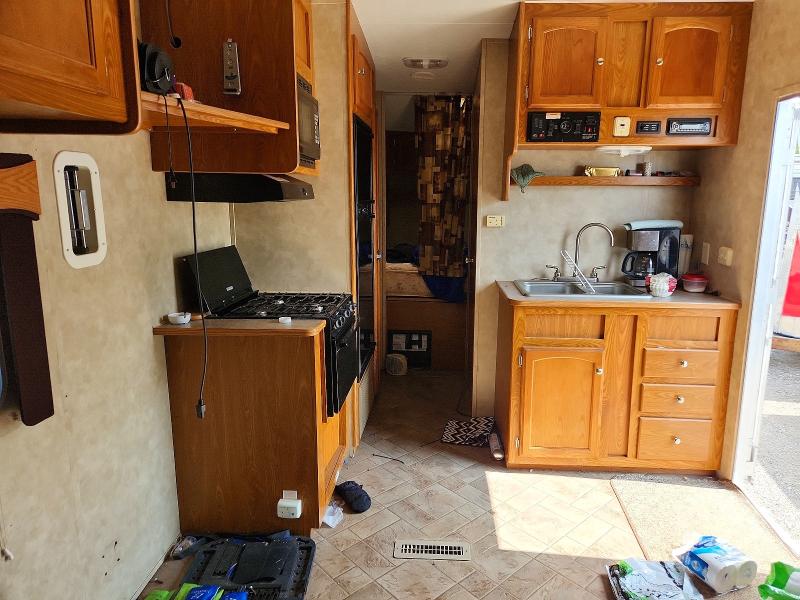 2009 Dutchmen Ntense VIN 47CTN1P299G529462 COPART salvage auction — FRONT END, MI - CERTIFICATE OF TITLE, sold $825 on 2026-09-15 (photo 5)