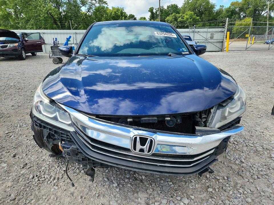 2016 Honda Accord VIN 1HGCR2F52GA082210 COPART salvage auction — FRONT END, In - Certificate Of Title, sold $3,850 on 2026-08-27 (photo 5)