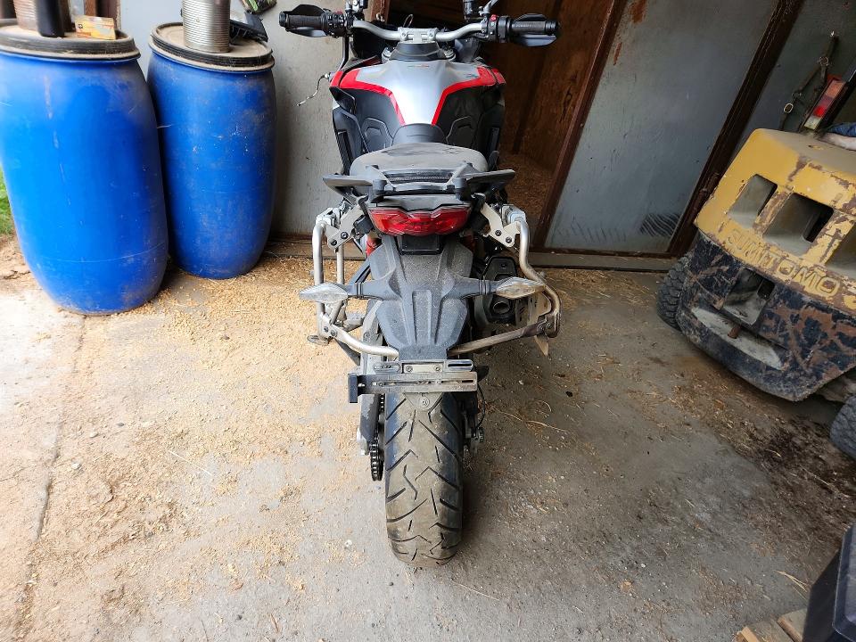2024 Ducati Multistrada VIN ZDMAAL4W1RB017669 COPART salvage auction — ALL OVER, Ab - Oop - Salvage, sold $7,400 on 2026-09-15 (photo 4)