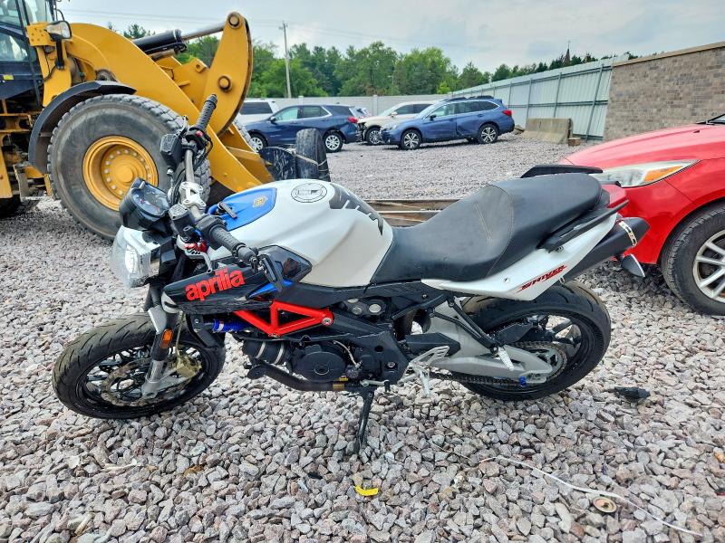 2013 Aprilia Shiver VIN ZD4RAC01XDS000505 COPART salvage auction — SIDE, Wi - Junked Vehicle Bill Of Sale, sold $725 on 2026-08-17 (photo 3)