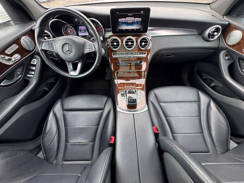 2017 Mercedes-benz Glc class VIN WDC0G4KB9HF121131 COPART salvage auction — NORMAL WEAR, NJ - CERTIFICATE OF TITLE (P), sold $9,800 on 2026-08-12 (photo 9)