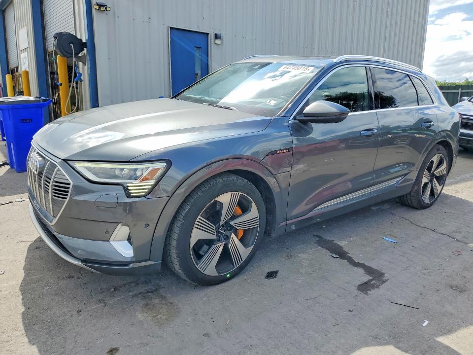 2019 Audi E-tron VIN WA1VAAGE6KB007501 — COPART salvage auction photo