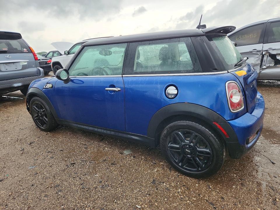 2012 Mini Cooper VIN WMWSV3C51CT387936 COPART salvage auction — REAR END, Il - Salvage Certificate, sold $1,550 on 2026-09-01 (photo 2)