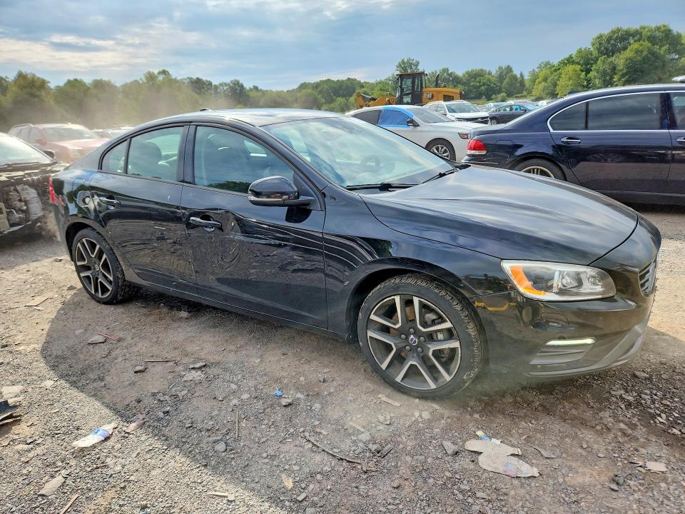 2018 Volvo S60 VIN YV140MTL7J2462229 COPART salvage auction — MINOR DENT/SCRATCHES, Pa - Certificate Of Salvage, sold $1,650 on 2026-09-02 (photo 4)