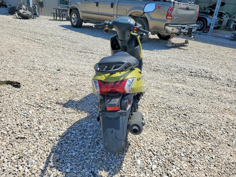 2024 True Scooter VIN L5YACBFR3S1130566 COPART salvage auction — VANDALISM, MO - BILL OF SALE, sold $80 on 2026-09-03 (photo 4)