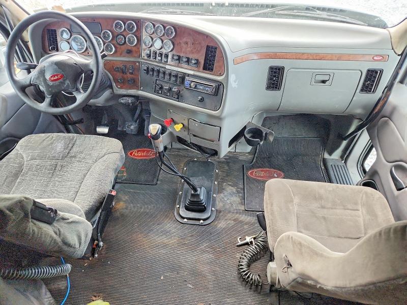 2005 Peterbilt 387 VIN 1XP7D49X55D859836 COPART salvage auction — FRONT END, PA - CERT OF TITLE (P), sold $200 on 2026-09-05 (photo 8)