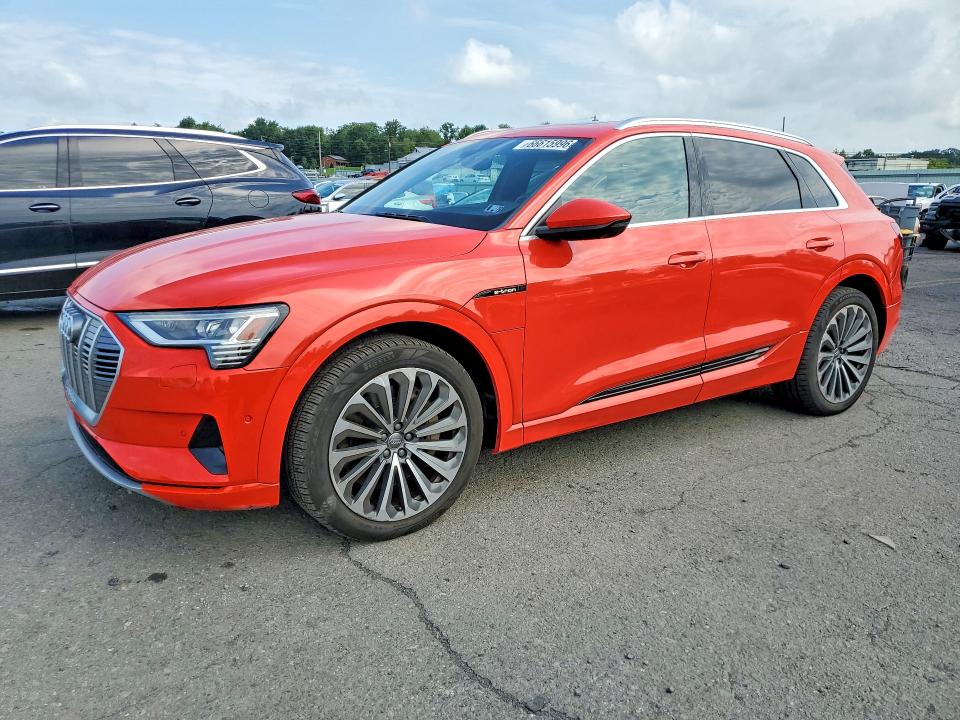 2019 Audi E-tron VIN WA1VABGE4KB009821 — COPART salvage auction photo