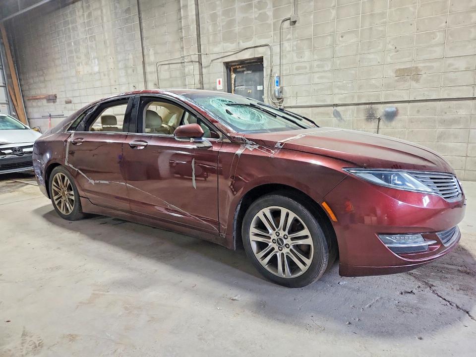 2015 Lincoln Mkz VIN 3LN6L2J90FR620037 COPART salvage auction — MECHANICAL, Salvage Title, sold $1,100 on 2026-10-09 (photo 4)