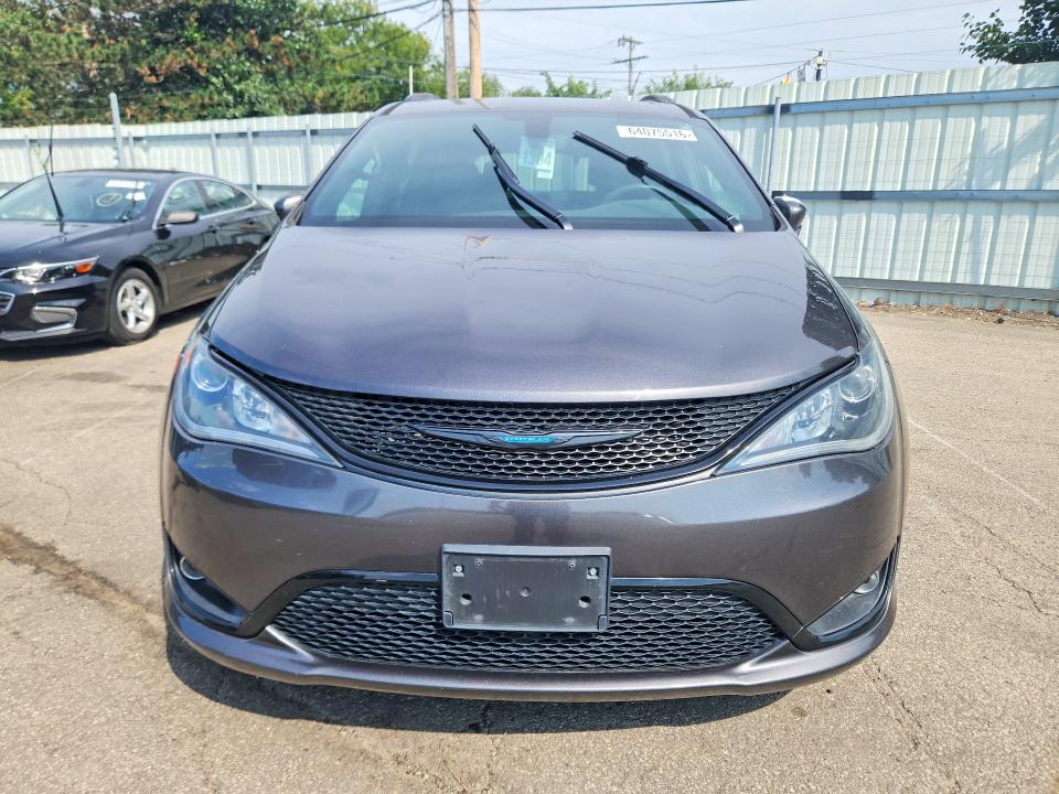 2020 Chrysler Pacifica VIN 2C4RC1N74LR257926 COPART salvage auction — MINOR DENT/SCRATCHES, Oh - Certificate Of Title (P), sold $8,300 on 2026-09-08 (photo 5)