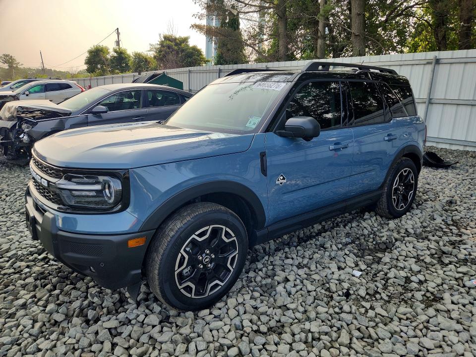 2025 Ford Bronco sport VIN 3FMCR9CN4SRE03492 — COPART salvage auction photo