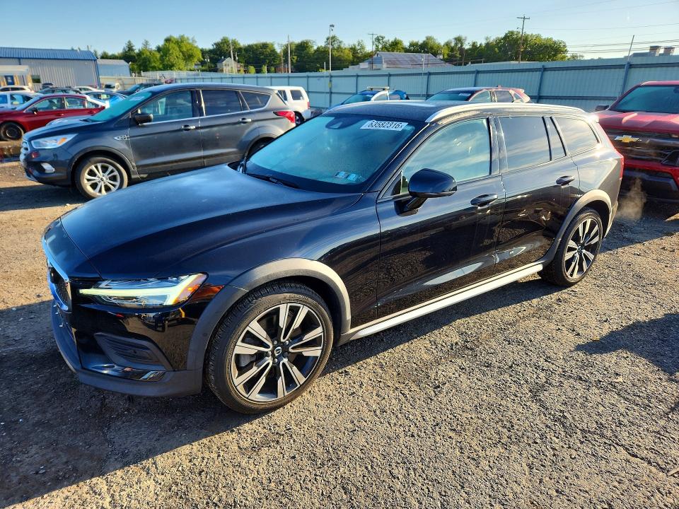 2020 Volvo V60 VIN YV4102WK4L1033393 COPART salvage auction — WATER/FLOOD, Pa - Certificate Of Salvage, sold $9,300 on 2026-08-07 (photo 1)