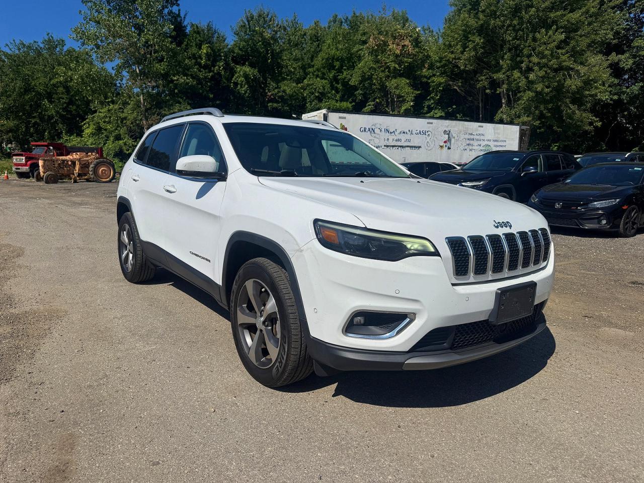 2021 Jeep Cherokee VIN 1C4PJMDX8MD225274 — COPART salvage auction photo