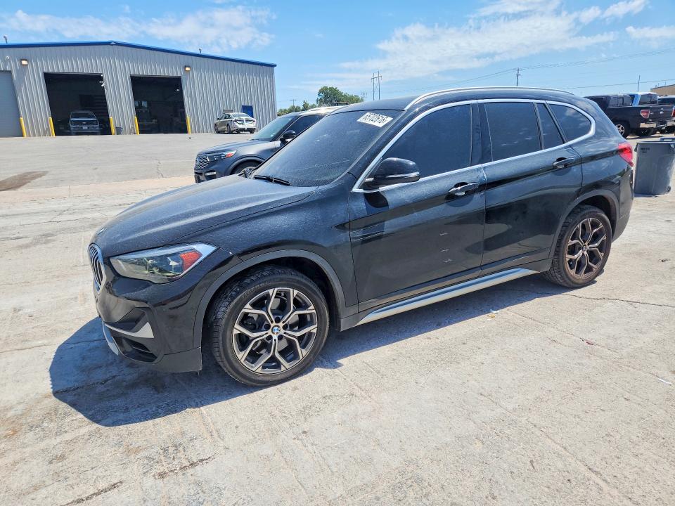 2021 BMW X1 VIN WBXJG7C07M5T35644 — COPART salvage auction photo