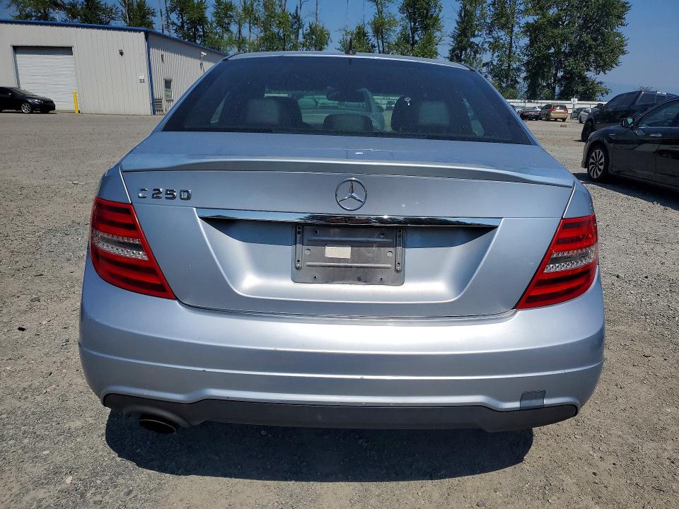 2013 Mercedes-benz C-klasse VIN WDDGF4HB5DA766208 COPART salvage auction — MECHANICAL, WA - VEHICLE CERT OF OWNERSHIP-TITL, sold $50 on 2026-08-17 (photo 6)