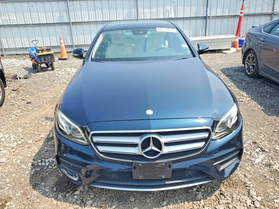 2017 Mercedes-benz E-klasse VIN WDDZF4KB2HA128909 COPART salvage auction — REAR END, Salvage Title, sold $9,300 on 2026-08-24 (photo 5)