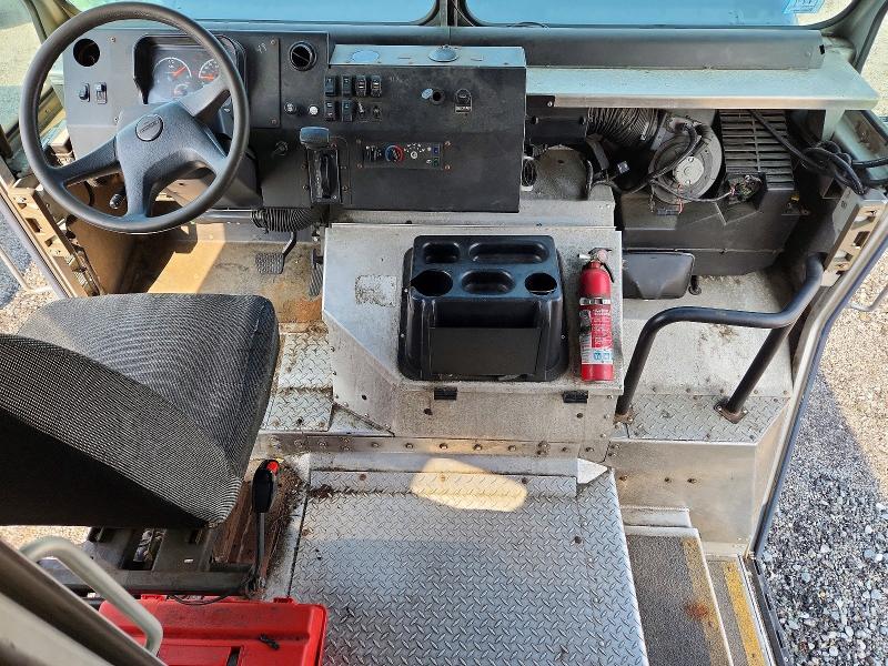 2021 Freightliner Mt45g VIN 4UZAC2EA9MCML0652 COPART salvage auction — FRONT END, MA - CERTIFICATE OF TITLE, sold $14,000 on 2026-09-08 (photo 8)