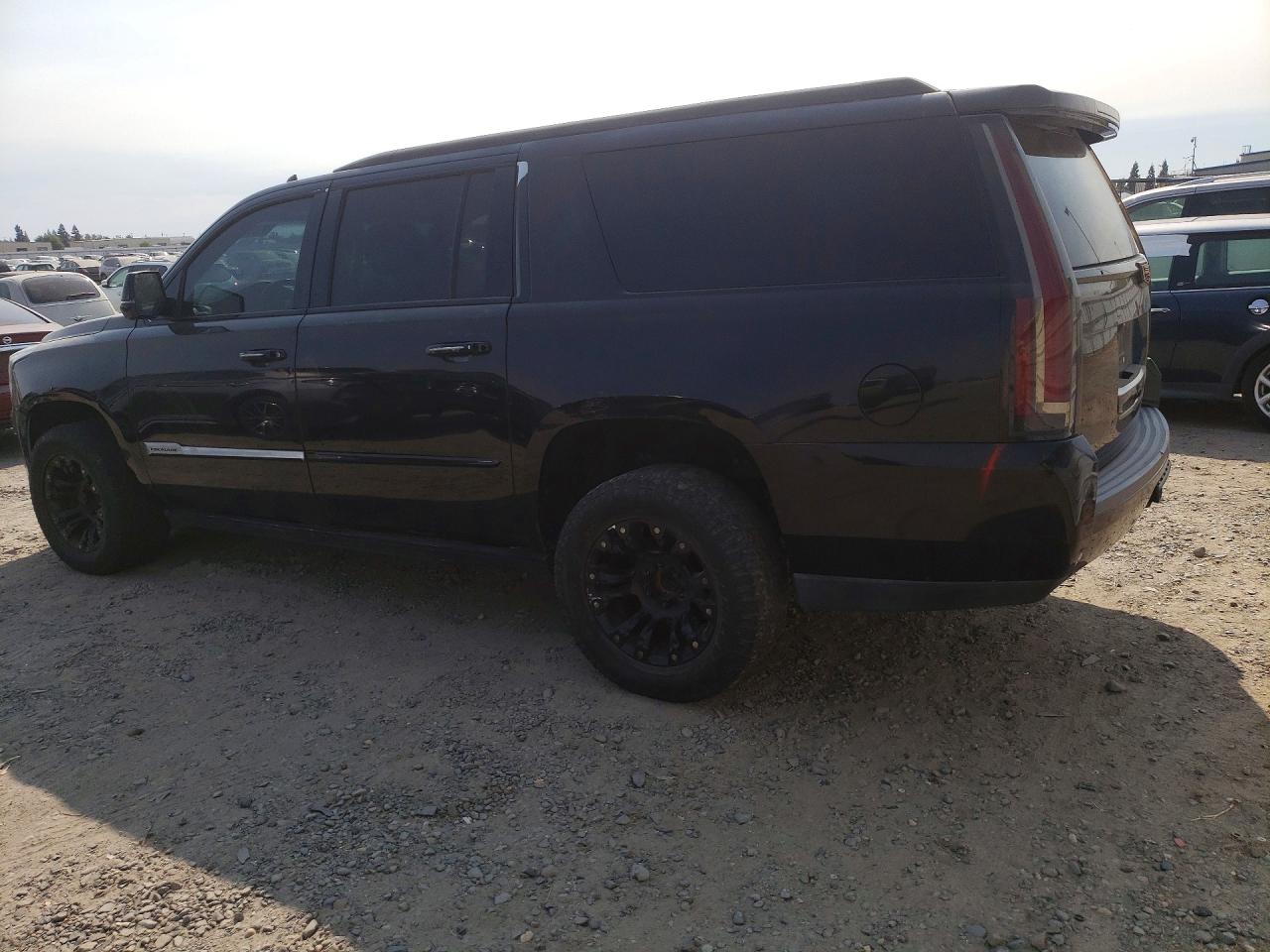 2015 Cadillac Escalade esv VIN 1GYS4TKJ7FR672964 COPART salvage auction — Front End, WV - DIS/DLR/EXP ONLY CLEAN TITLE, sold $5,100 on 2026-09-25 (photo 2)