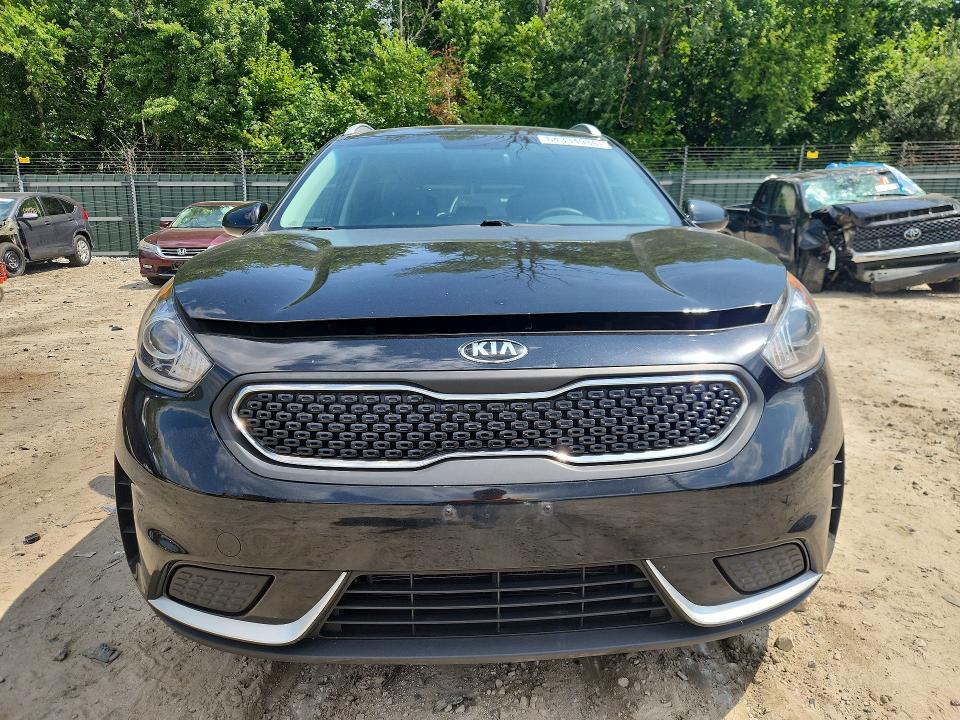 2017 Kia Niro VIN KNDCB3LC4H5066659 COPART salvage auction — MINOR DENT/SCRATCHES, Nh - Certificate Of Title, sold $9,213 on 2026-08-18 (photo 5)