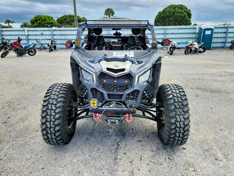 2019 Can-am/ brp Maverick VIN 3JBVGAY4XKK002786 COPART salvage auction — MECHANICAL, FL - CERTIFICATE OF TITLE, sold $6,400 on 2026-08-31 (photo 9)