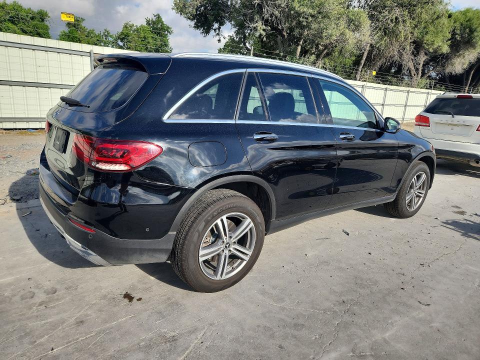 2020 Mercedes-benz Glc VIN W1N0G8DB9LF864786 COPART salvage auction — MINOR DENT/SCRATCHES, Tx - Certificate Of Title (P), sold $12,800 on 2026-08-21 (photo 3)