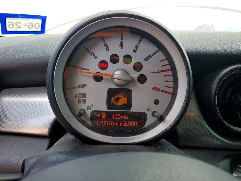 2008 Mini Cooper VIN WMWMM33578TP71366 COPART salvage auction — FRONT END, Tx - Certificate Of Title, sold $325 on 2026-08-20 (photo 9)