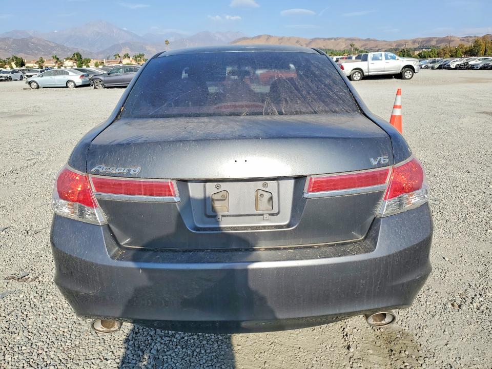 2011 Honda Accord VIN 1HGCP3F79BA014329 COPART salvage auction — SIDE, CA - DIS/DLR/EXP ONLY CLEAN TITLE, sold $200 on 2026-09-10 (photo 6)
