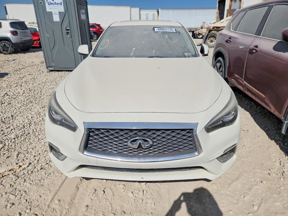 2018 Infiniti Q50 VIN JN1EV7AP7JM350590 COPART salvage auction — NORMAL WEAR, Tx - Certificate Of Title (P), sold $600 on 2026-09-23 (photo 5)