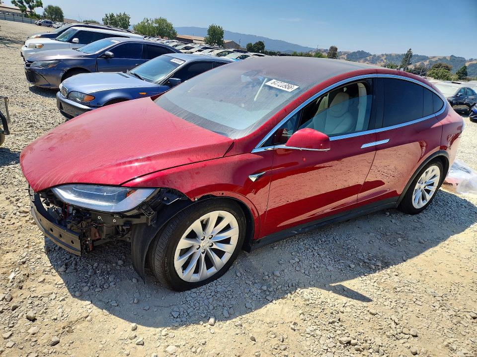 2018 Tesla Model x VIN 5YJXCAE26JF127182 — COPART salvage auction photo