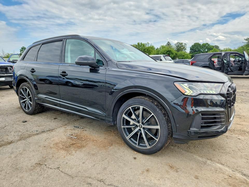 2023 Audi Q7 VIN WA1LXBF71PD006850 COPART salvage auction — NORMAL WEAR, In - Certificate Of Title, sold $19,100 on 2026-08-25 (photo 4)