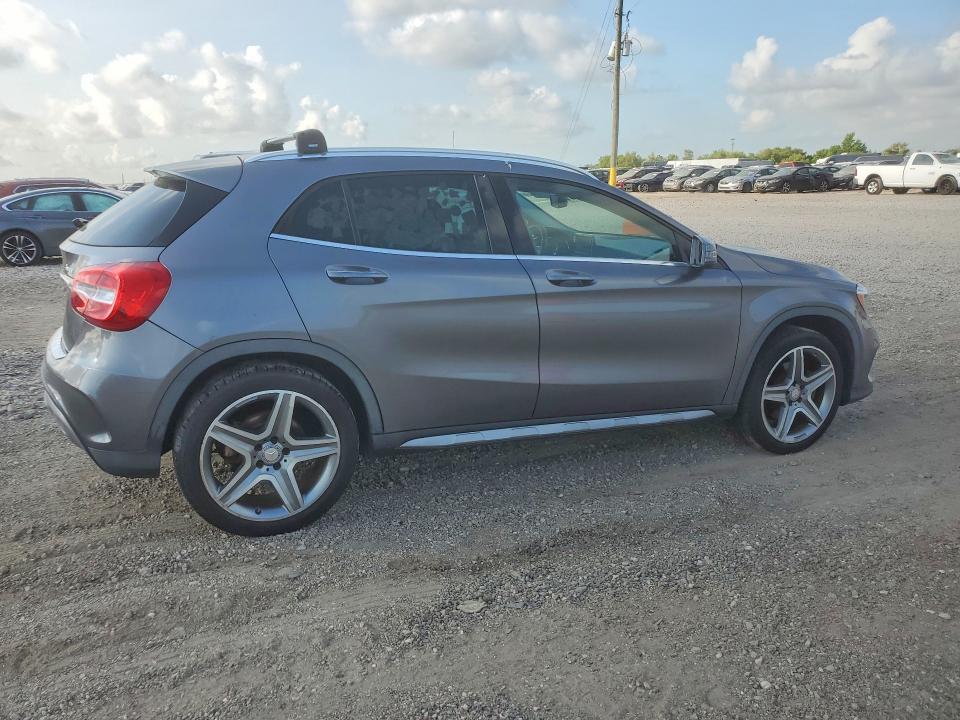 2015 Mercedes-benz Gla-klasse VIN WDCTG4GB3FJ092886 COPART salvage auction — MINOR DENT/SCRATCHES, Tx - Certificate Of Title, sold $12,801 on 2026-08-15 (photo 3)